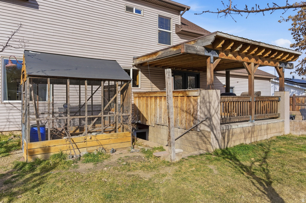 42 E 400 N Santaquin, UT 84655