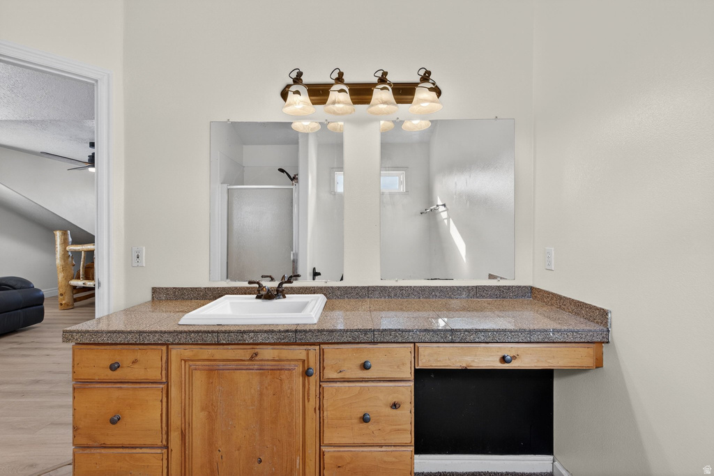 42 E 400 N Santaquin, UT 84655