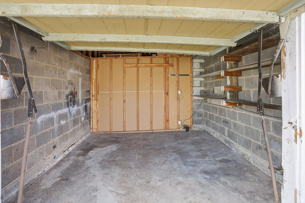 1126 S REDWOOD DR Salt Lake City, UT 84104