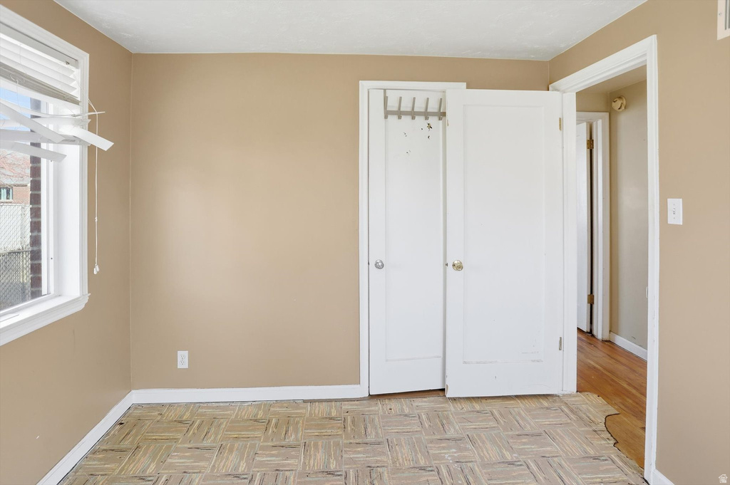 1126 S REDWOOD DR Salt Lake City, UT 84104