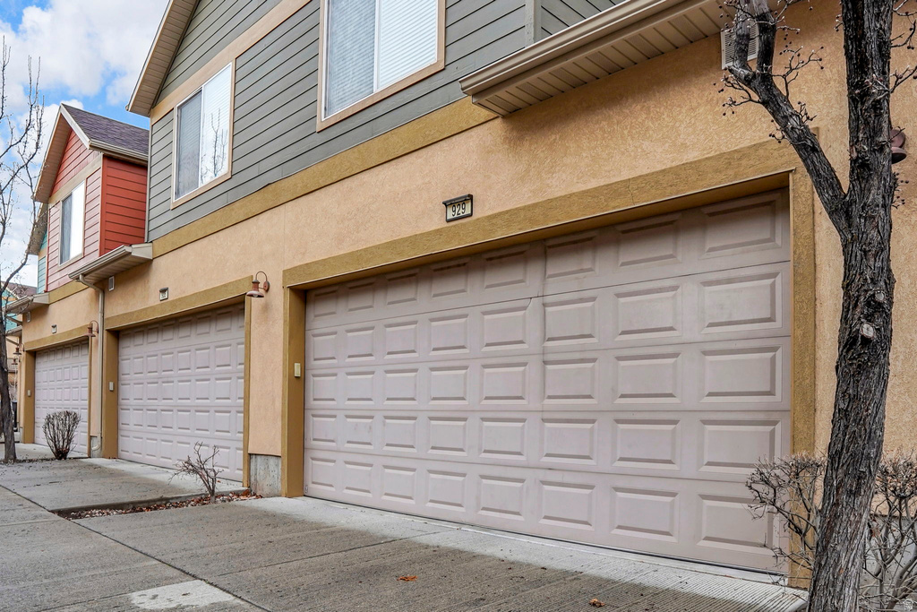 929 N FARMINGTON XING Farmington, UT 84025