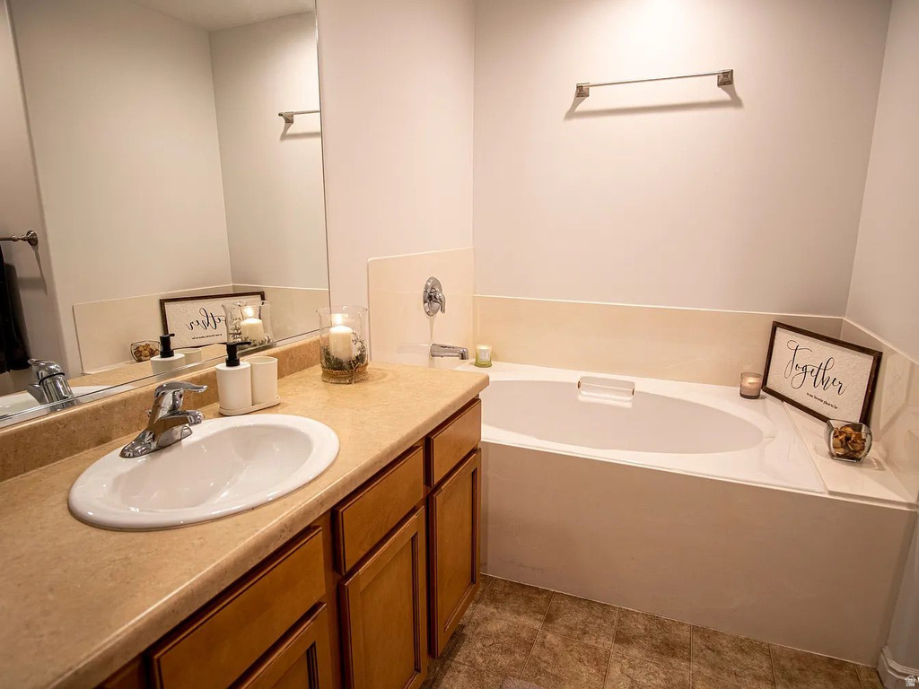 929 N FARMINGTON XING Farmington, UT 84025