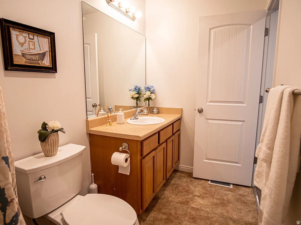 929 N FARMINGTON XING Farmington, UT 84025