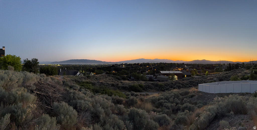 10237 N BAYHILL DR Cedar Hills, UT 84062