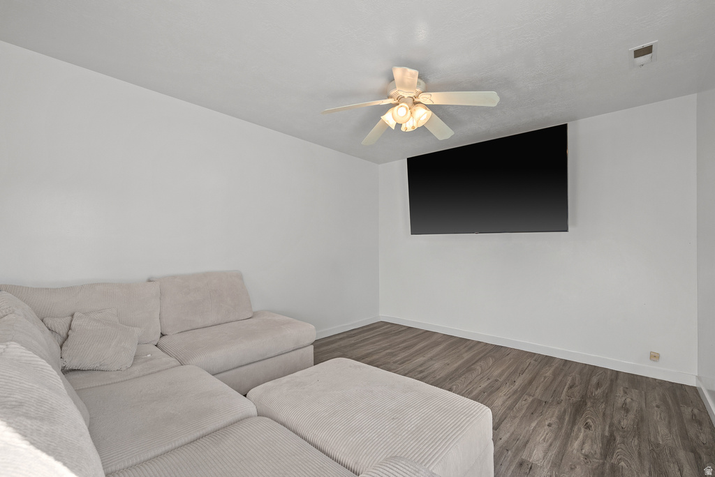 438 E 1480 N Tooele, UT 84074