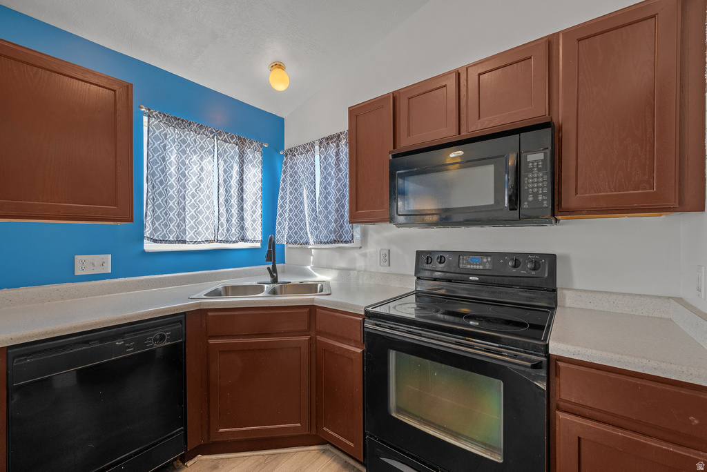 438 E 1480 N Tooele, UT 84074