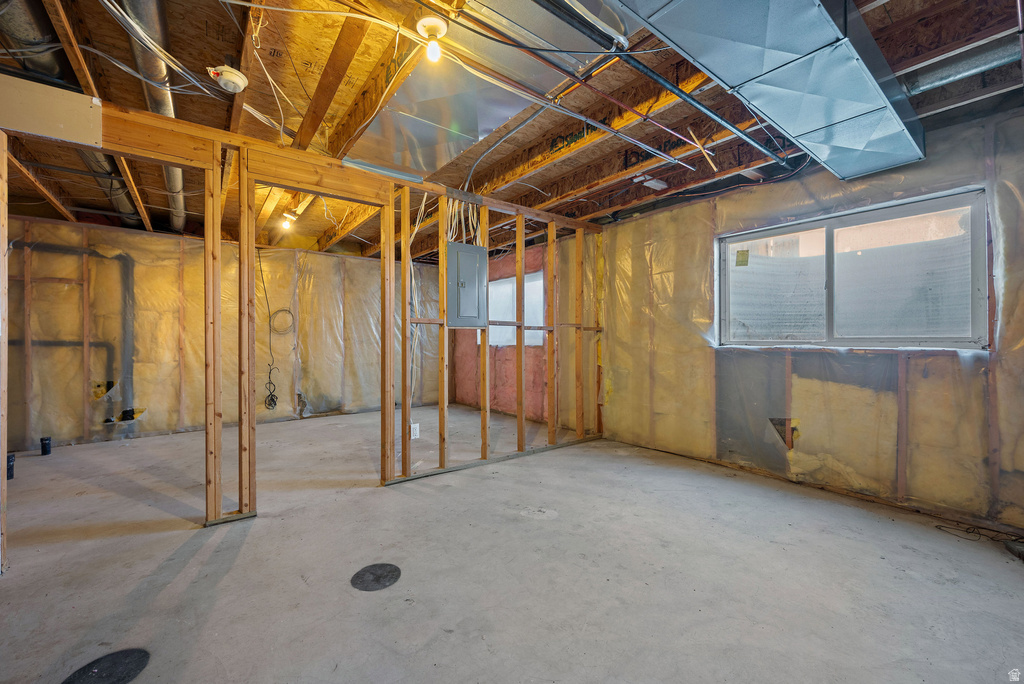 438 E 1480 N Tooele, UT 84074