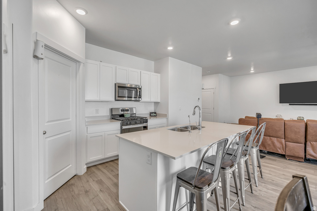 8748 W MINERAL GROVE DR Magna, UT 84044