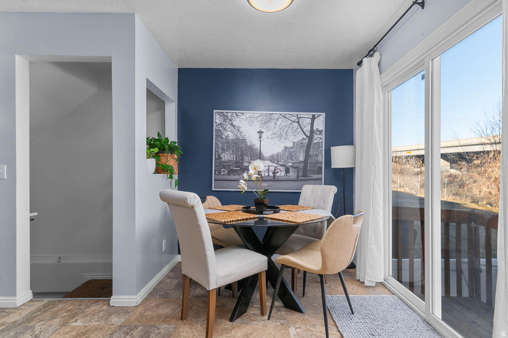 1294 GLENGYLE CT Salt Lake City, UT 84123