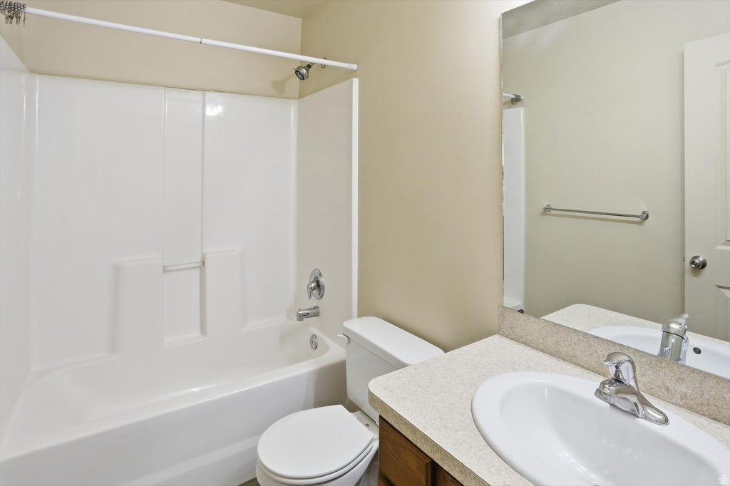 3385 S BRYNN AVE #5 West Haven, UT 84401