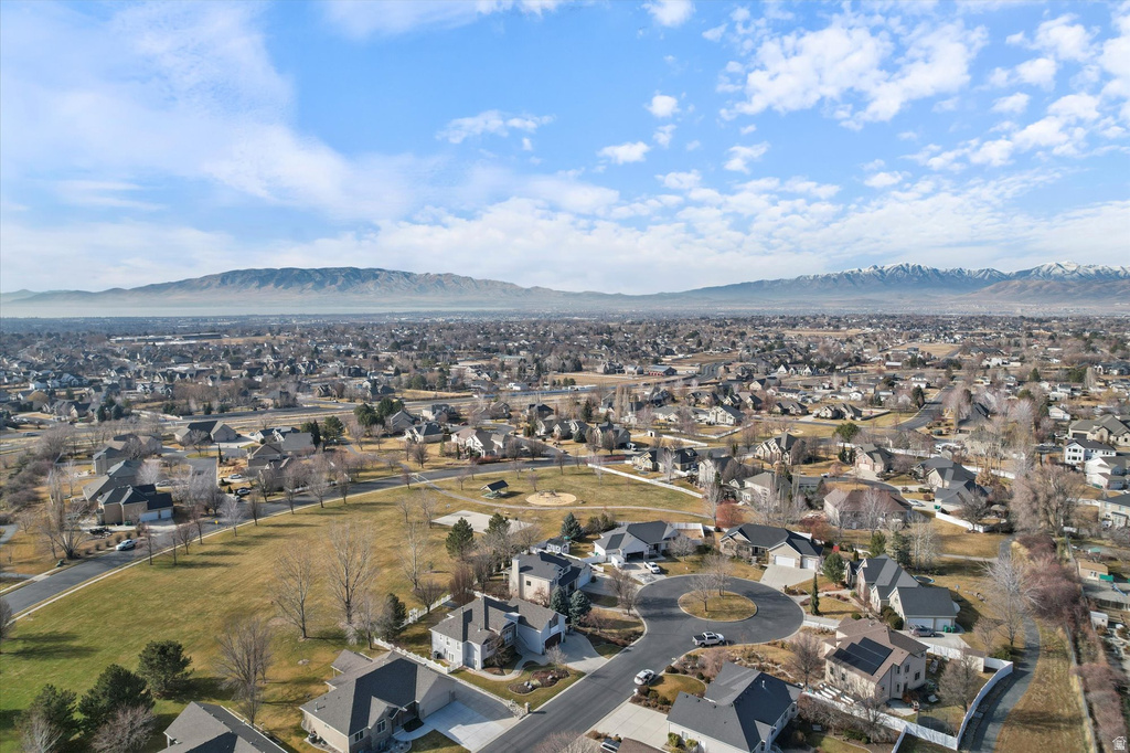 5537 W KENSINGTON CIR Highland, UT 84003