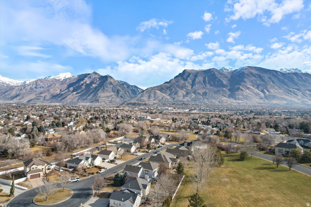 5537 W KENSINGTON CIR Highland, UT 84003