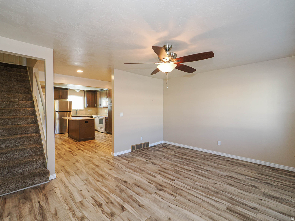 2777 S CENTERBROOK DR West Valley City, UT 84119