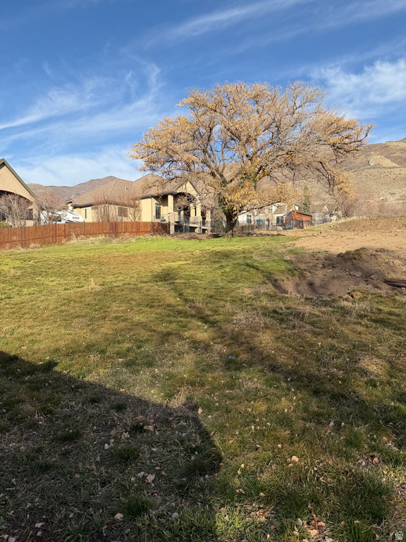 696 W EMERALD OAKS DR Farmington, UT 84025