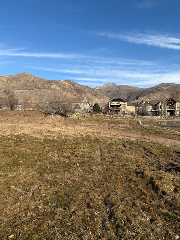 696 W EMERALD OAKS DR Farmington, UT 84025