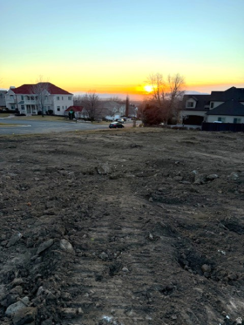 696 W EMERALD OAKS DR Farmington, UT 84025