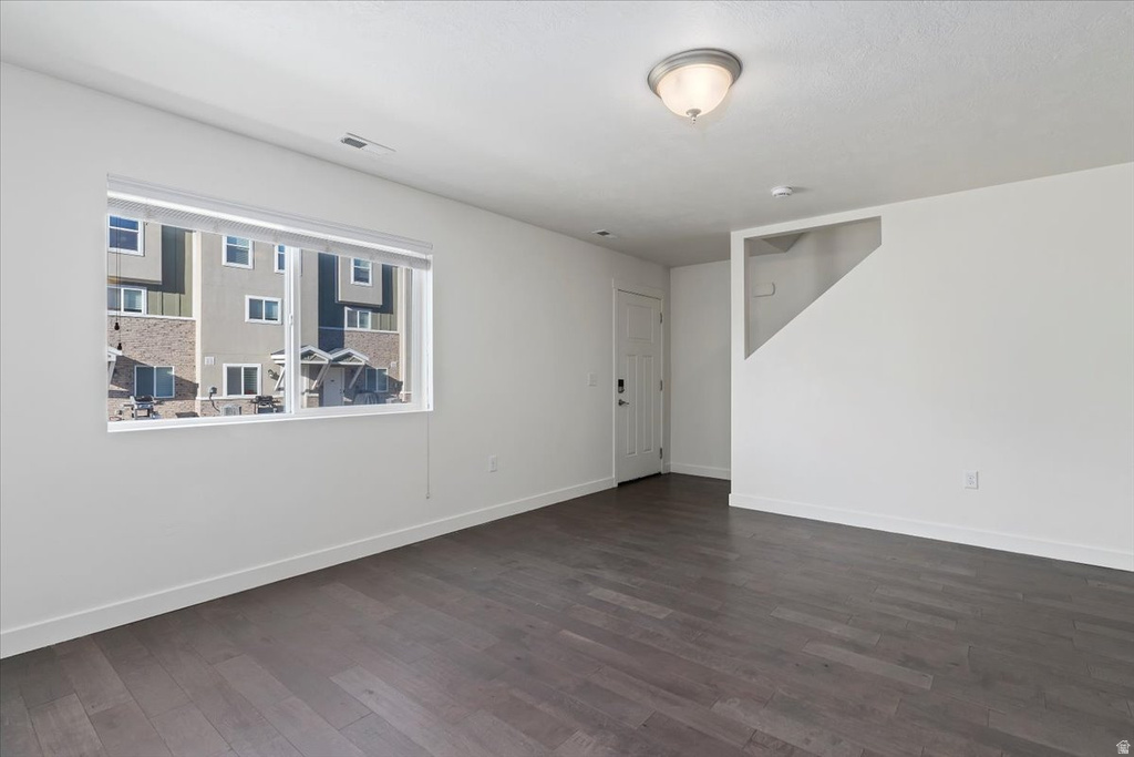 643 N 160 E Vineyard, UT 84059