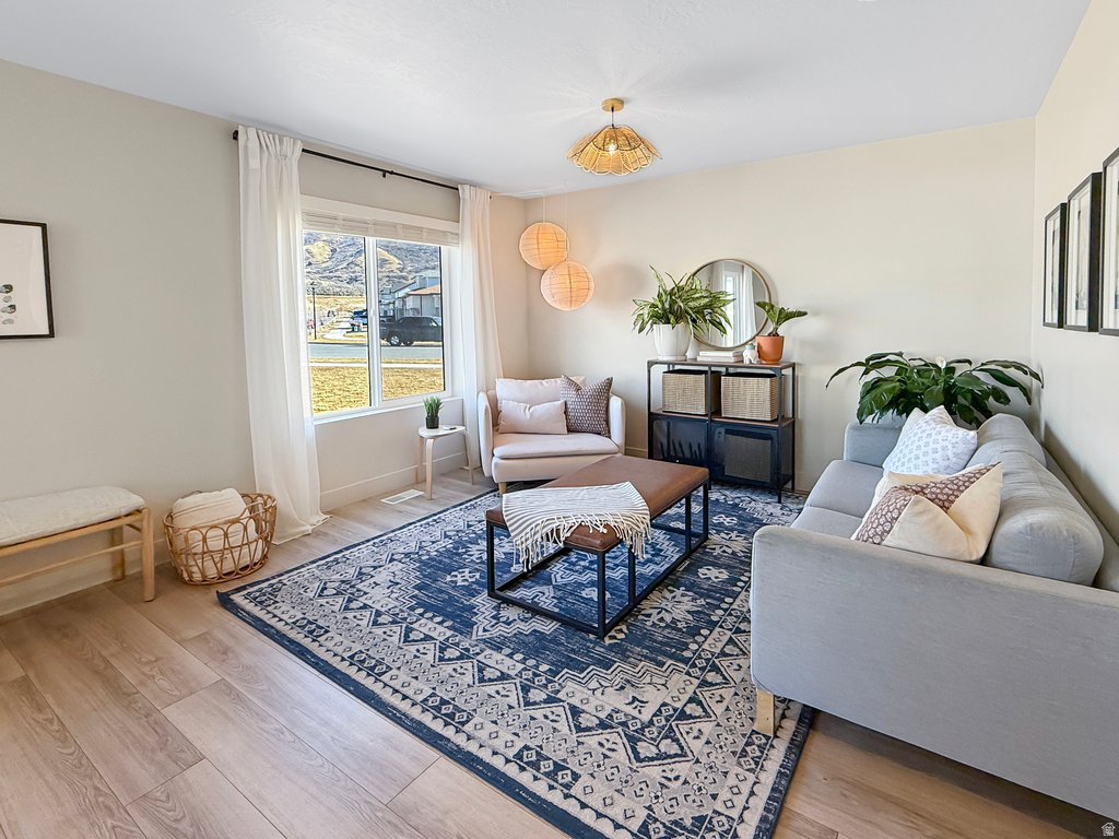 3715 S WHITE ASH DR Mapleton, UT 84664