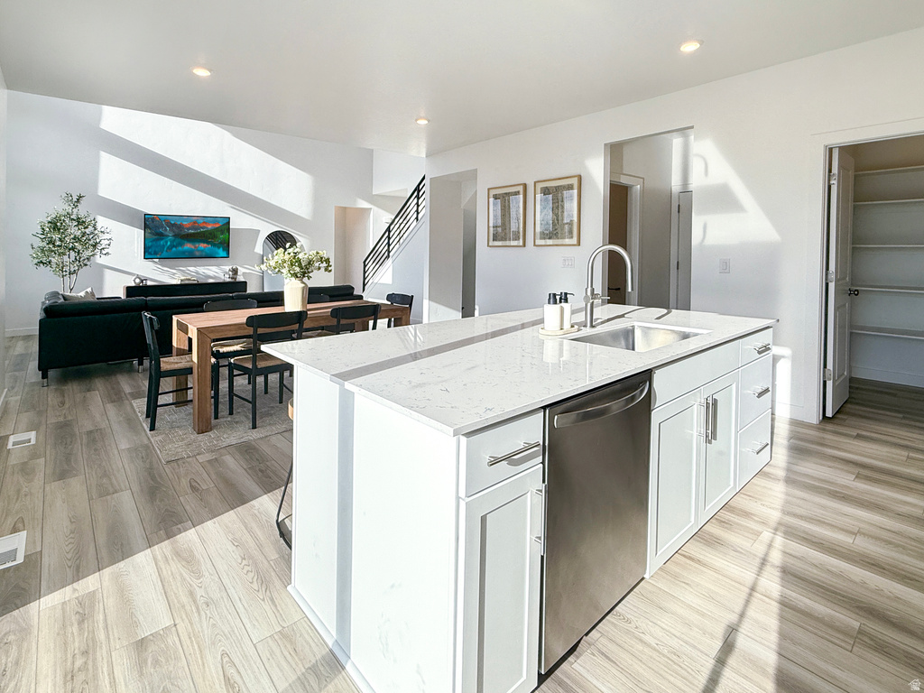 3372 S PINYON LN Mapleton, UT 84664