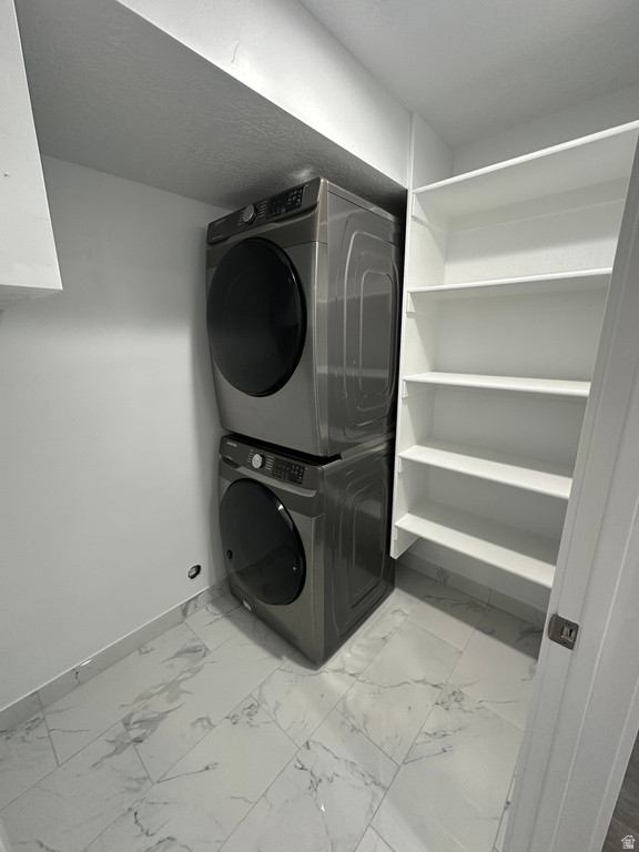 3372 S PINYON LN Mapleton, UT 84664