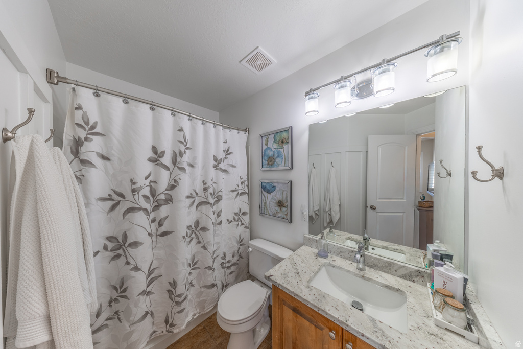 1564 E SANDALWOOD DR South Weber, UT 84405