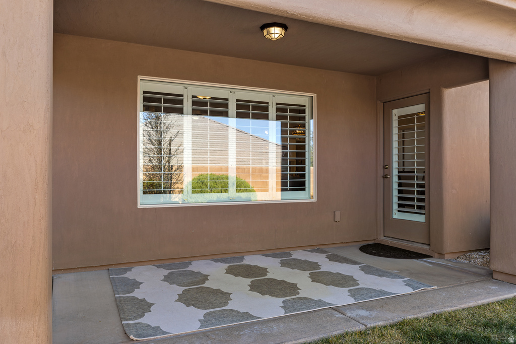 992 W 4100 ST St George, UT 84790