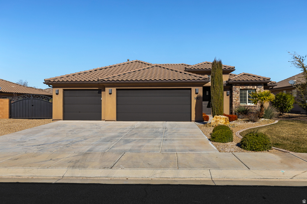 992 W 4100 ST St George, UT 84790