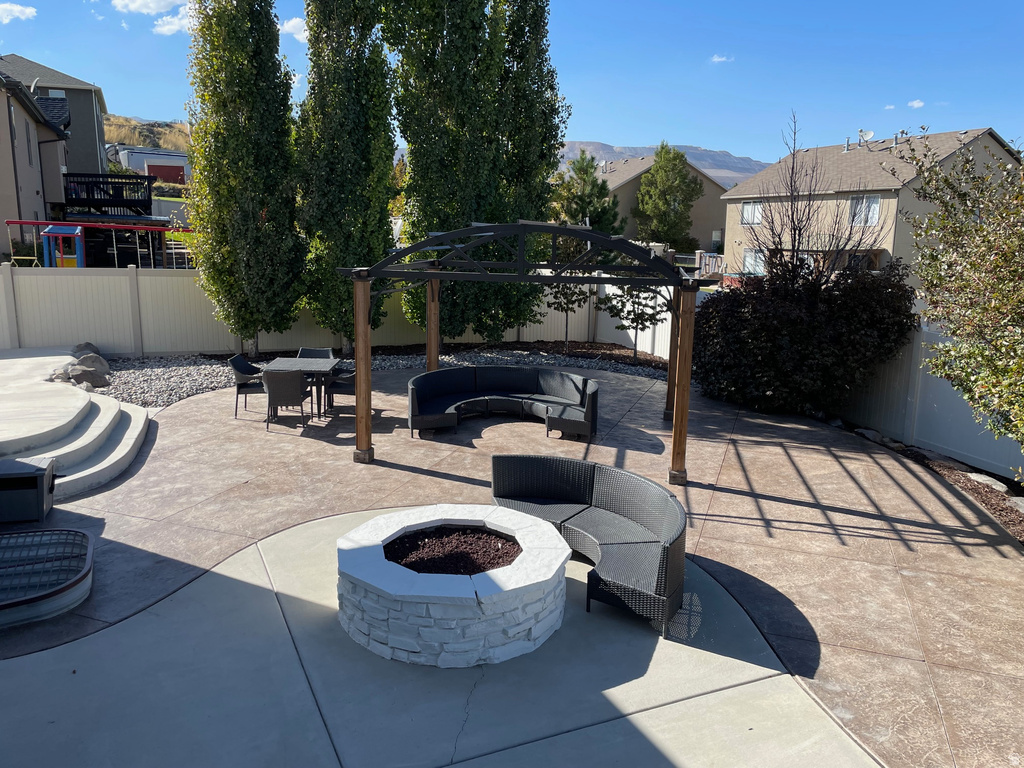 6946 W IVIE FARMS DR Herriman, UT 84096