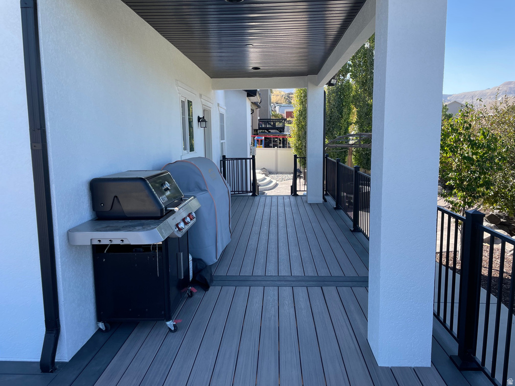 6946 W IVIE FARMS DR Herriman, UT 84096