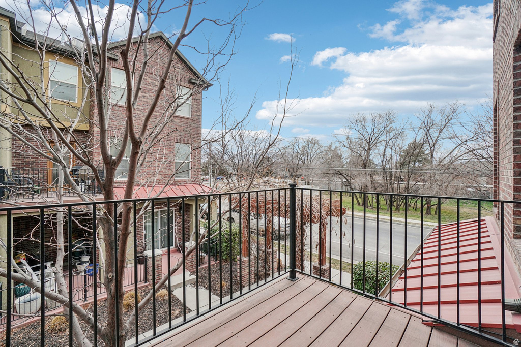 719 W KIRKBRIDE AVE Salt Lake City, UT 84119