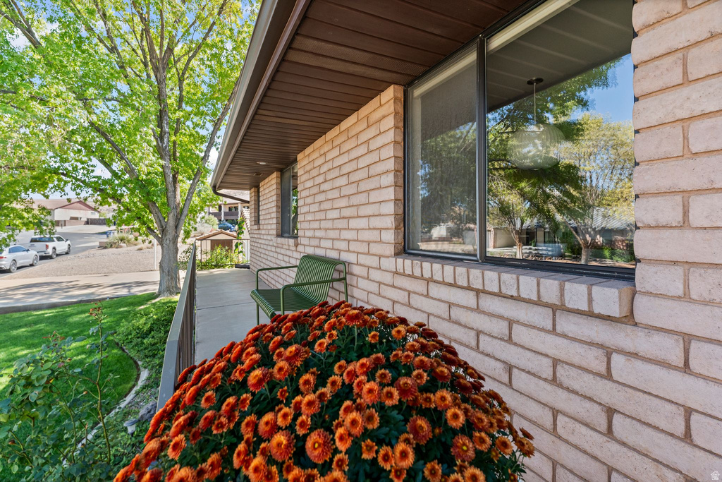 3016 S SWEETGUM CIR St George, UT 84790