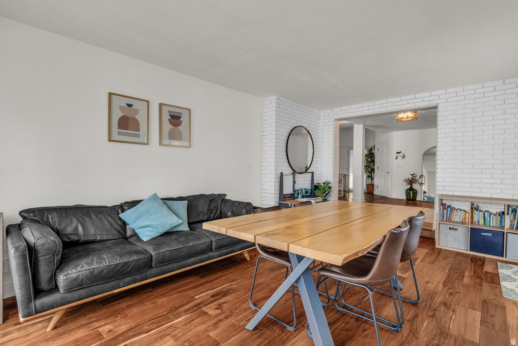 2591 E CREEK RD Sandy, UT 84093