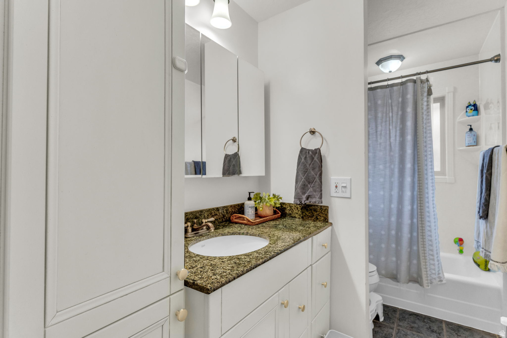 2591 E CREEK RD Sandy, UT 84093