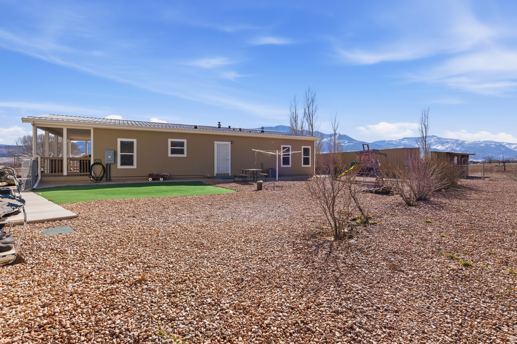 323 W 400 N Central Valley, UT 84754