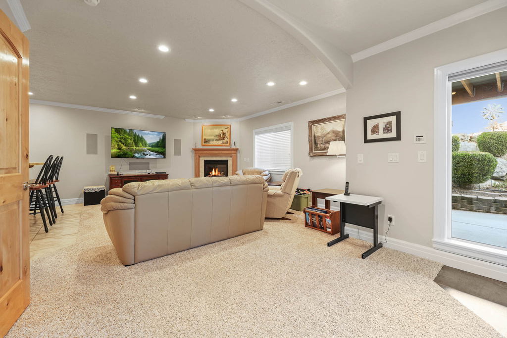 10717 S LOGAN CANYON RD South Jordan, UT 84095