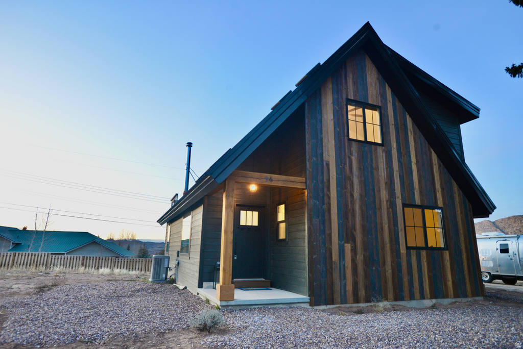 96 SOUTH BLVD Dutch John, UT 84023