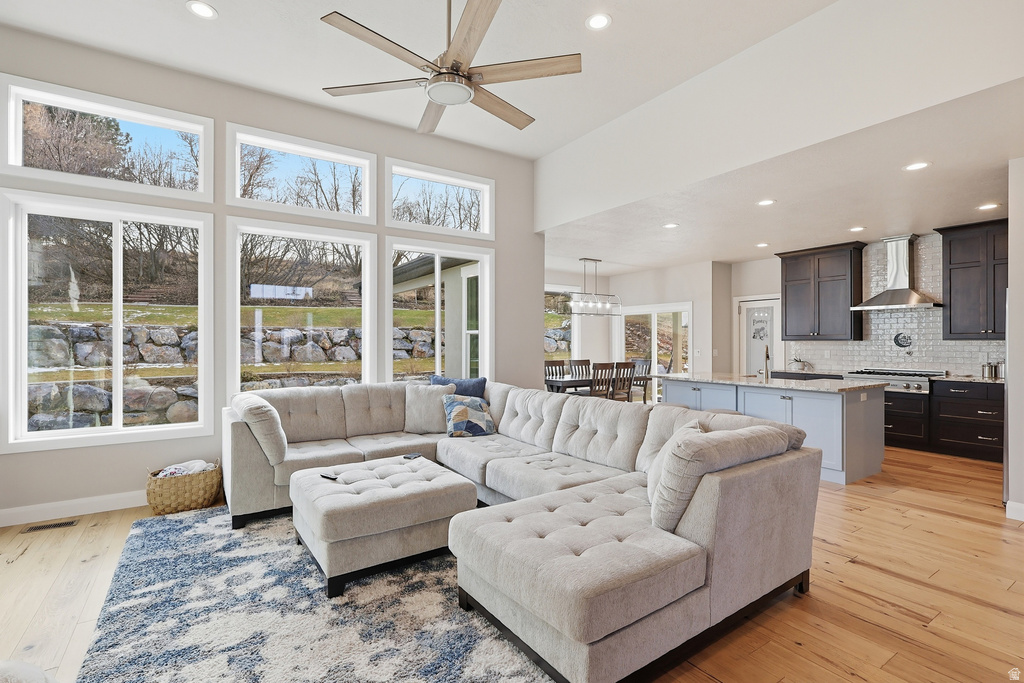 118 W 1270 S Wellsville, UT 84339