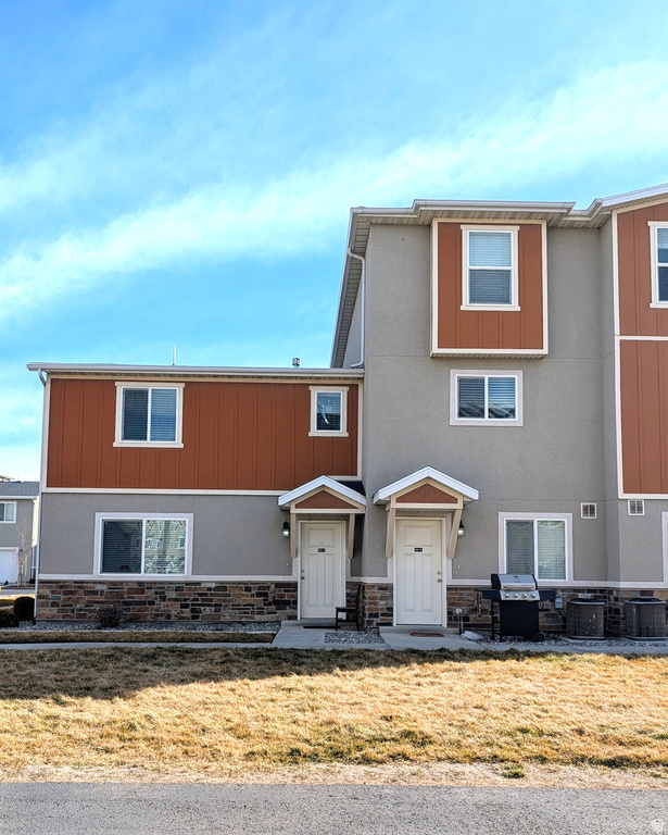 641 N 160 E Vineyard, UT 84059