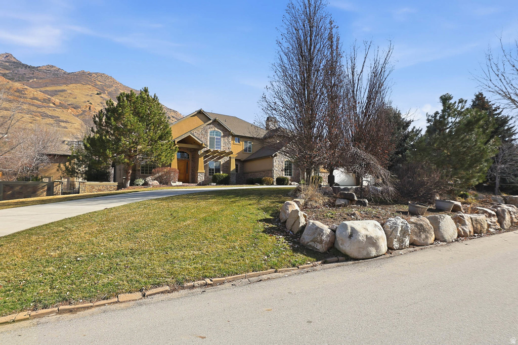 5885 S TOLCATE LN Holladay, UT 84121