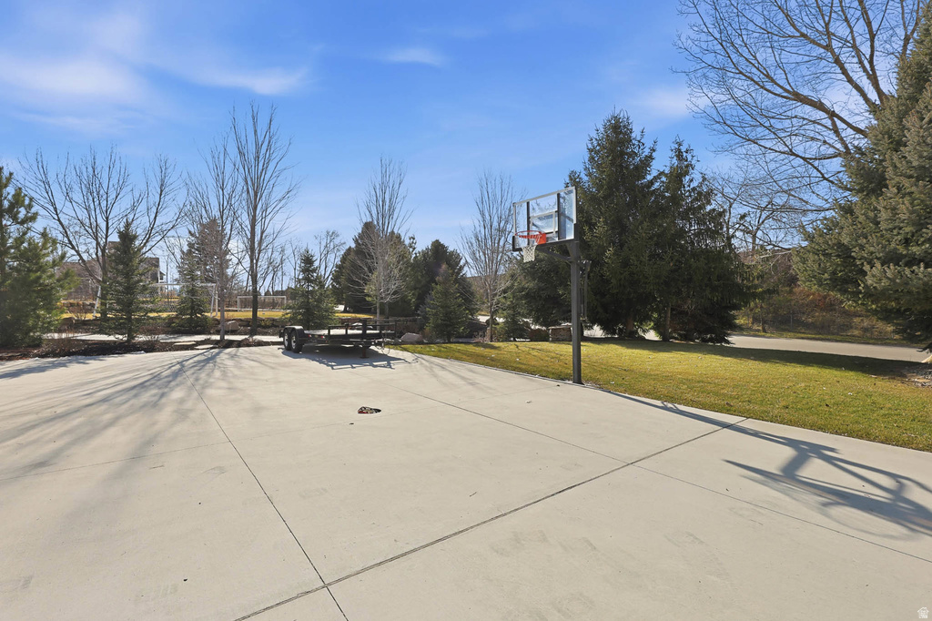 5885 S TOLCATE LN Holladay, UT 84121