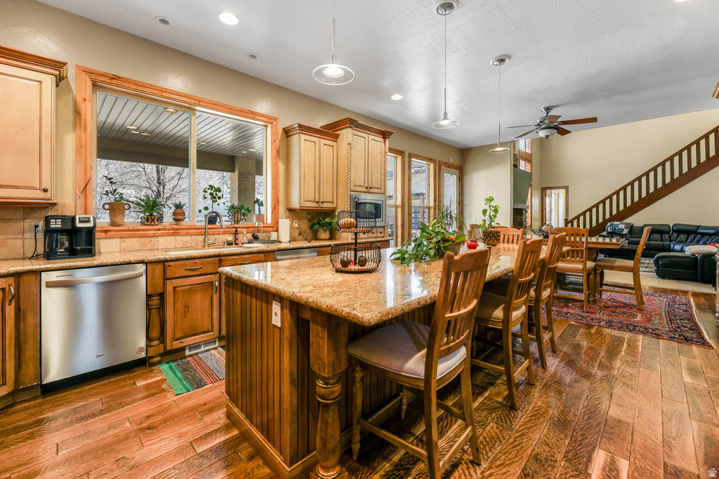 5885 S TOLCATE LN Holladay, UT 84121