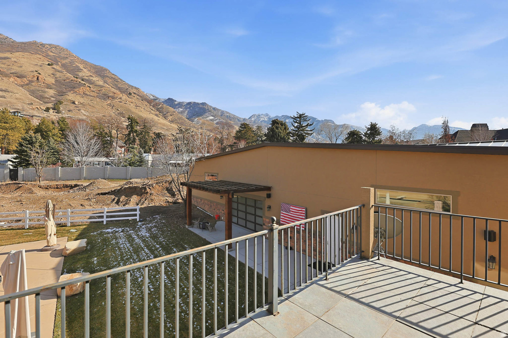 5885 S TOLCATE LN Holladay, UT 84121