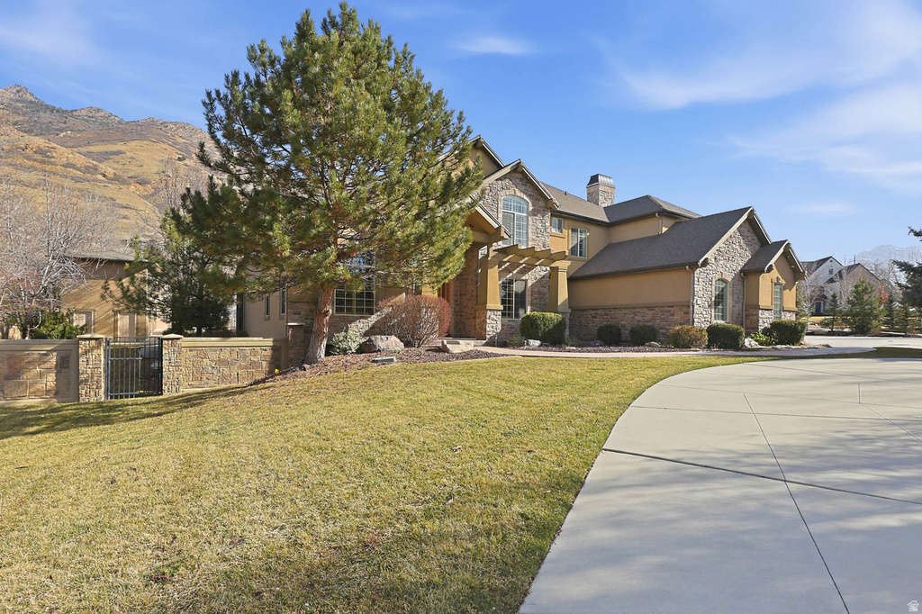 5885 S TOLCATE LN Holladay, UT 84121
