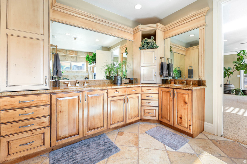 5885 S TOLCATE LN Holladay, UT 84121