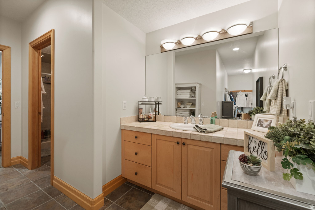 8266 S CREEK HOLLOW CV Cottonwood Heights, UT 84093