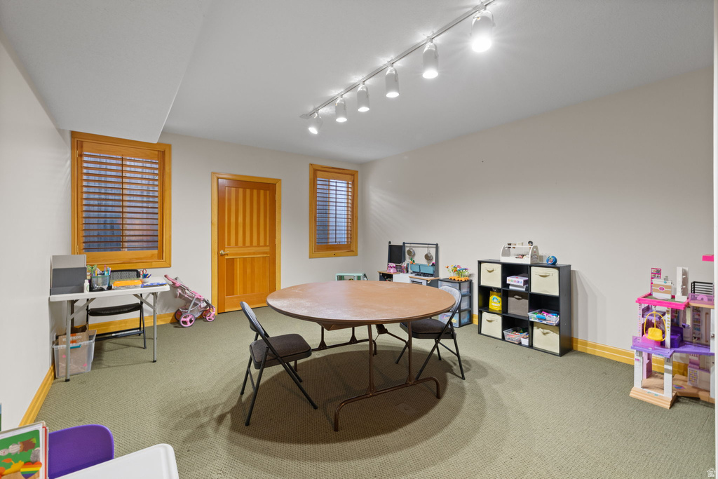 8266 S CREEK HOLLOW CV Cottonwood Heights, UT 84093