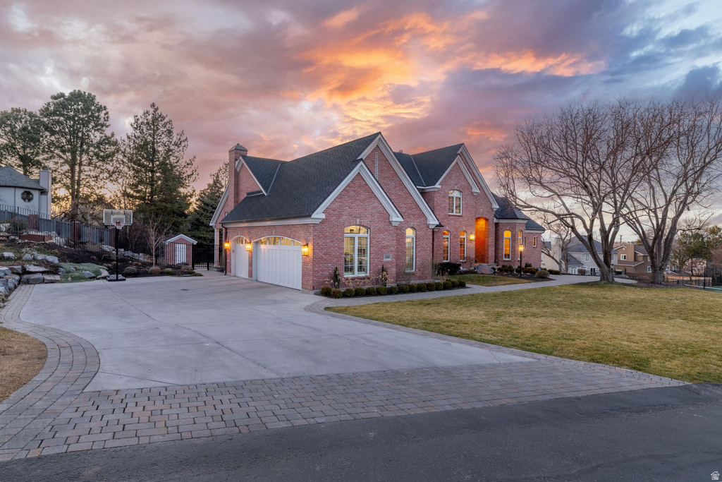 8266 S CREEK HOLLOW CV Cottonwood Heights, UT 84093