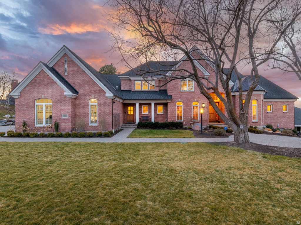 8266 S CREEK HOLLOW CV Cottonwood Heights, UT 84093