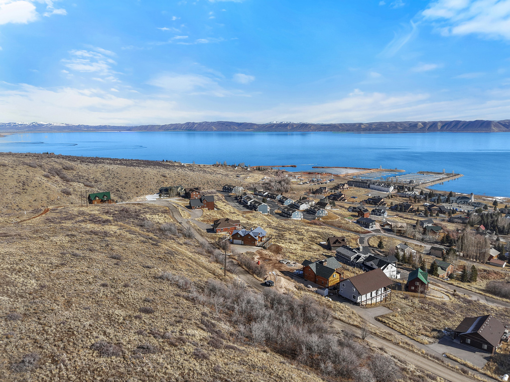 809 N CAMBRY DR Garden City, UT 84028