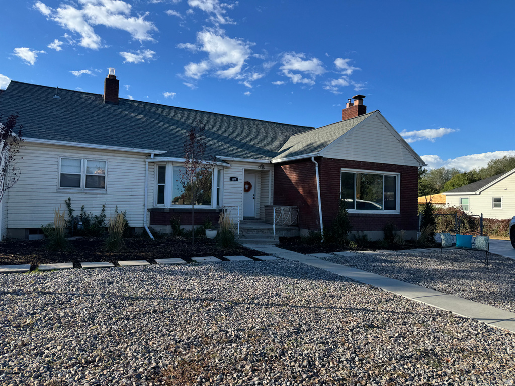 220 E GREENWOOD AVE Midvale, UT 84047